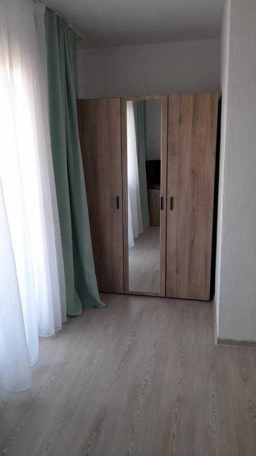 Hotel Casa Elena Ieşelniţa Extérieur photo